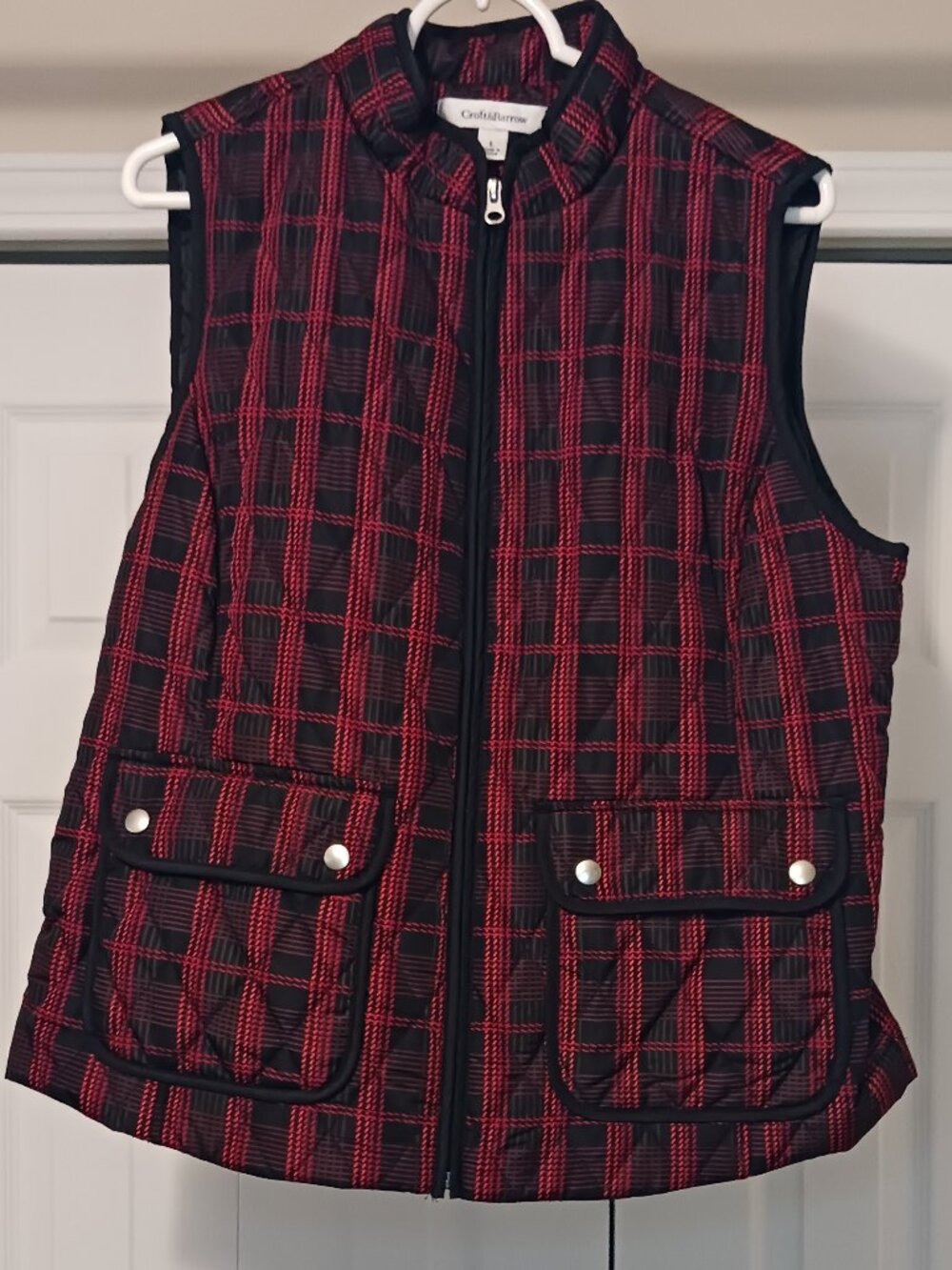 #181 NWOT Croft & Barrow Red/Black Vest Size L